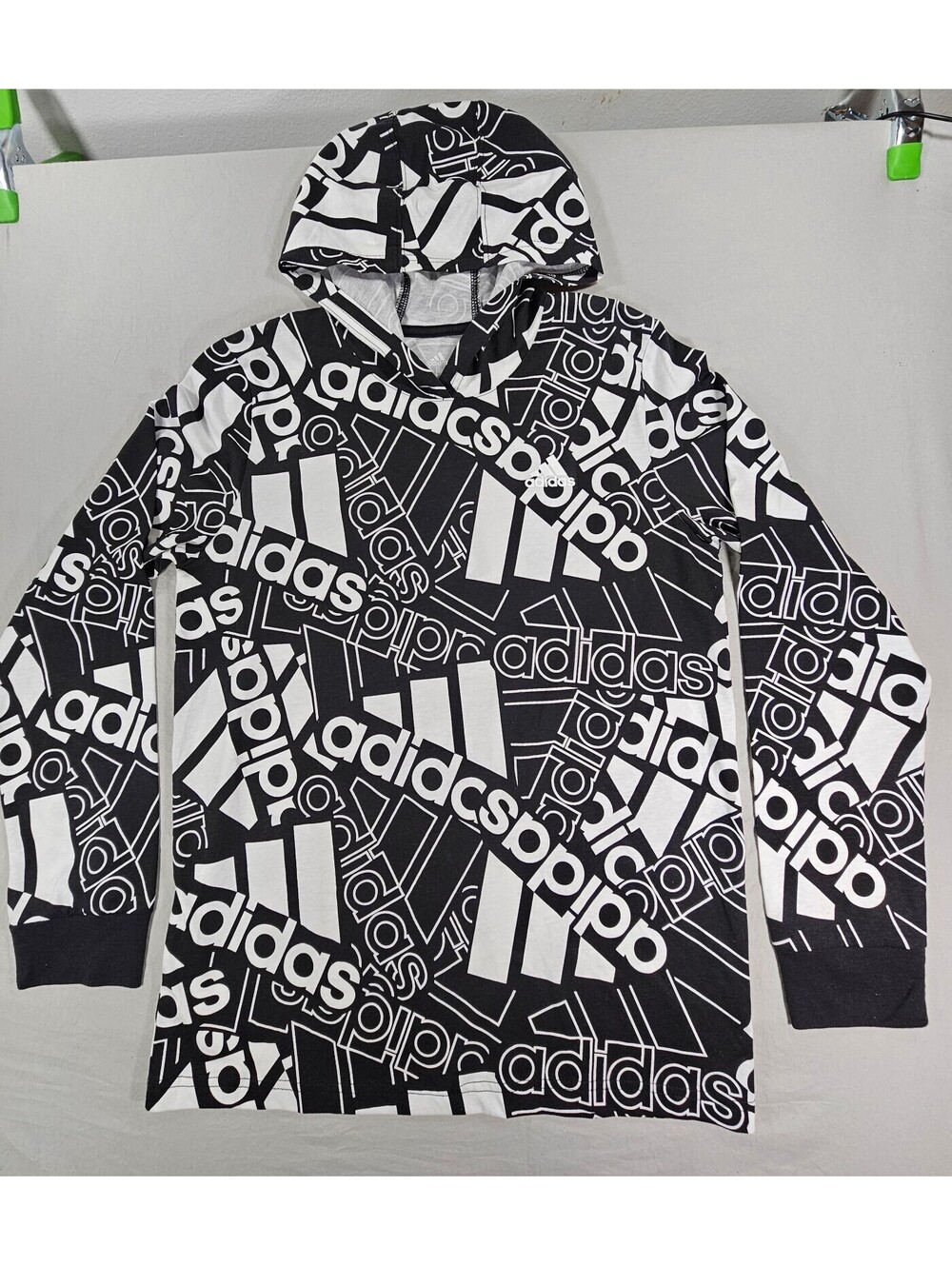 Adidas Kids Graphic Hoodie Size 14/16